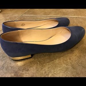 Isaac Mizrahi Live  Leather/Gold Heel Flats
